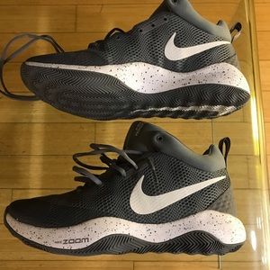 MENS NIKE ZOOM - NEW - (GREY) (11.5 M)